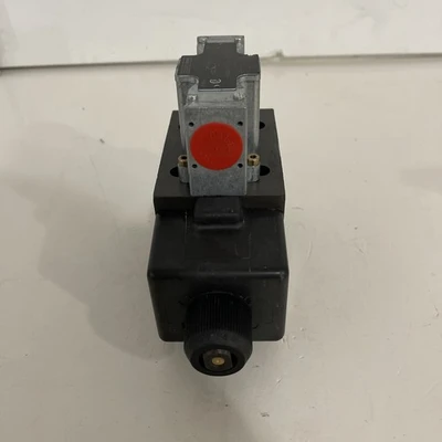NEW Denison A4D02-3103-0601-B5W01 28