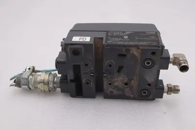 FISHER DVC 2000 FIELDVUE INSTRUMENTS STOCK K-215A