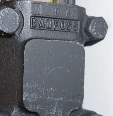 NEW DANFOSS 9-83, W01169986A HYDRAULIC PUMP