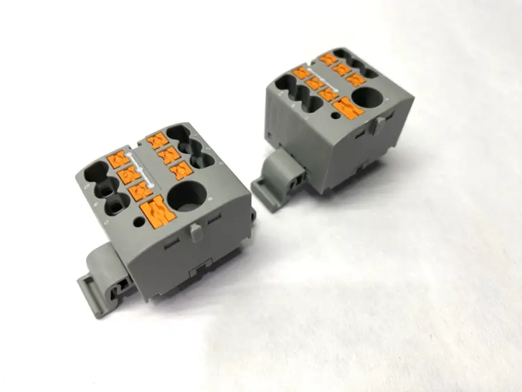 Used PHOENIX CONTACT DISTRIBUTION BLOCK PTFIX 6/6X2,5-NS35A GY LOT OF 2 Terminal Blocks | Maverick Industrial Sales #1103224