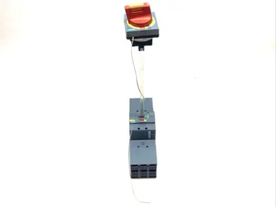 Used Siemens Circuit Breaker 3-Pole w/ Switch Circuit Breakers Michigan US | Maverick Industrial Sales #1389247