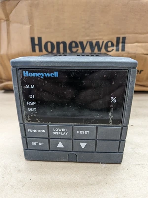 NEW HONEYWELL DC300L-0-000-10-0000-0