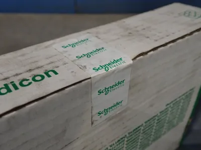 New | in-Stock SCHNEIDER ELECTRIC 170ADO35000 PLC Input & Output Ohio US | HGR 24 #879800