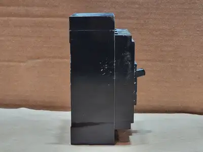 USED SQUARE D QDL32225