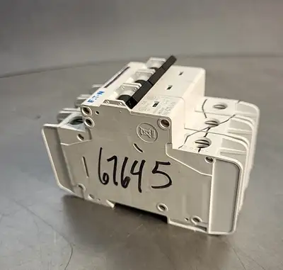 Eaton Faz-C1/3-NA miniature circuit breaker (BIN 354)