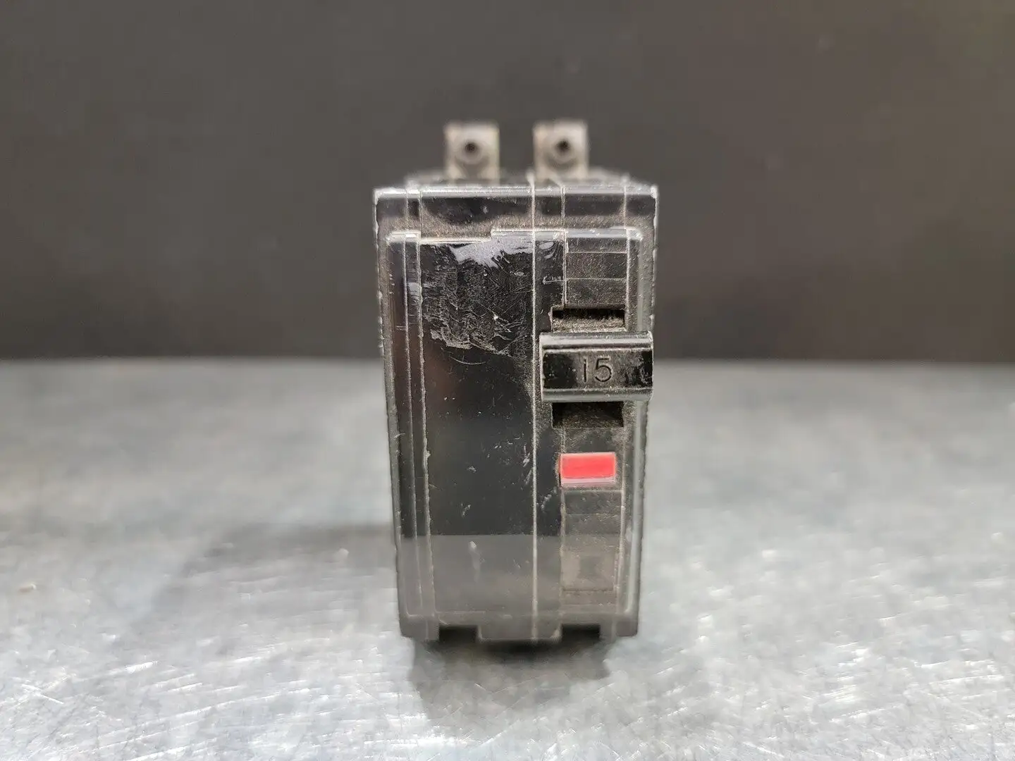 USED SQUARE D QOB215