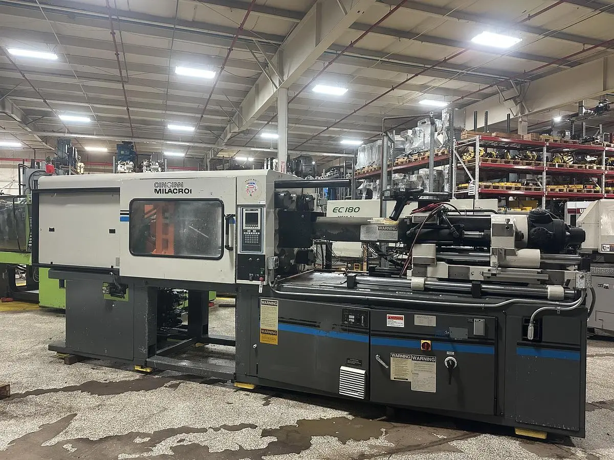 USED 1995 CINCINNATI MILACRON VT220-17