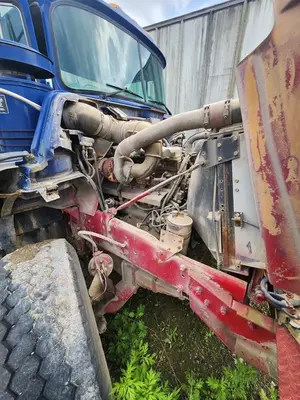 Used 2001 MACK DM690S CONVEYOR Concrete Mixer Trucks Pennsylvania US | Proxy Equipment #1378396