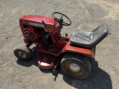 Used WHEEL HORSE COMMANDO 800 Mowers Michigan US | Miedema Asset Management Group #1312969