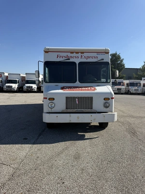 Used 2008 WORKHORSE ROUTE STAR DELIVERY TRUCK Box trucks Ohio US | Miedema Asset Management Group #1709403