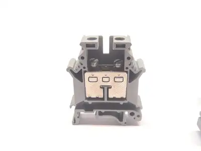 Used Phoenix Contact UK16N Terminal Blocks 800V 16mm Terminal Blocks Michigan US | Maverick Industrial Sales #1396600
