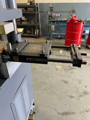 RAPID-AIR F6 Slide Type Feeders | Universal Press & Machinery (UPM) (2)