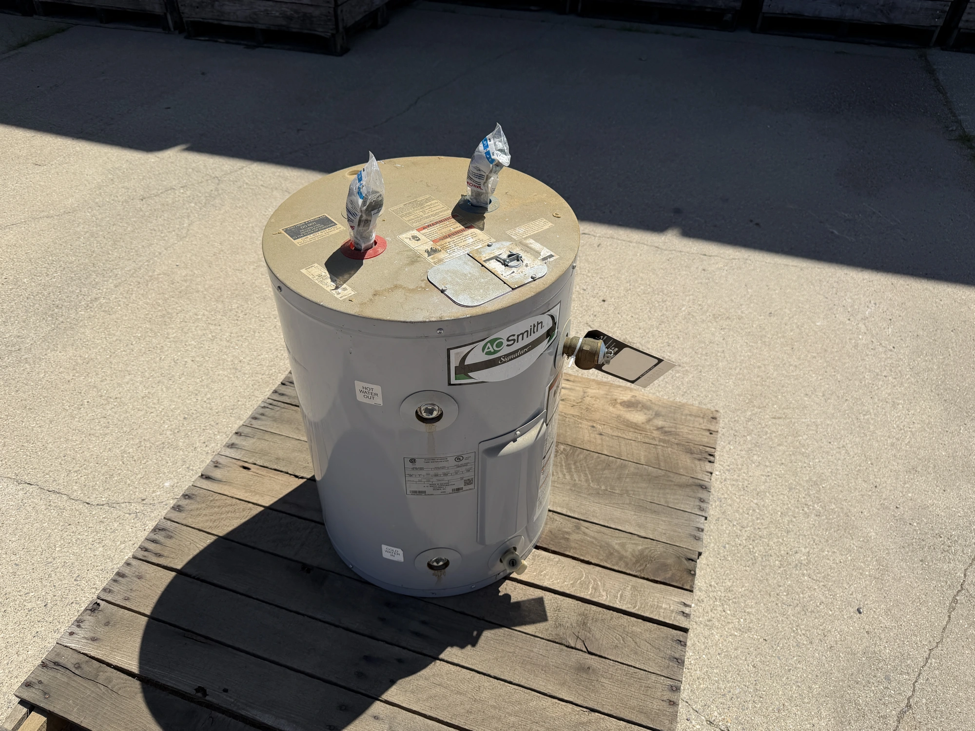 Used _UNKNOWN_ _UNKNOWN_ Water Heaters Michigan US | Miedema Asset Management Group #1287586