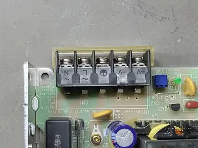 NEW OMRON S82J-15024A