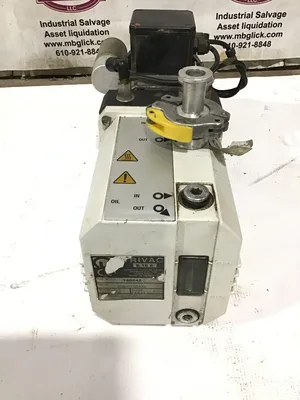 TRIVAC D 10 E/140042 Rotary Vane Vacuum Pump