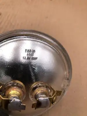 PAR36 4446 Halogen Flood Light Bulb 12.8V 25W -NIB