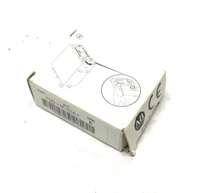 USED ALLEN BRADLEY SER. B MINIATURE CUBE RELAY, BLADE TYPE