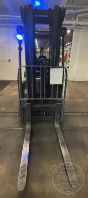 Used 2016 CROWN SC5225-30 3-Wheel Sit down Electric Counterbalance Forklifts Illinois US | Forklift Exchange #1274797