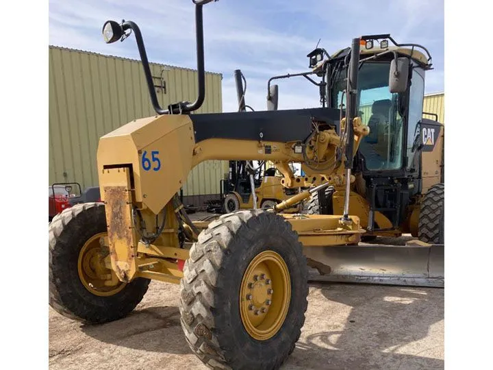 2011 Caterpillar 12M