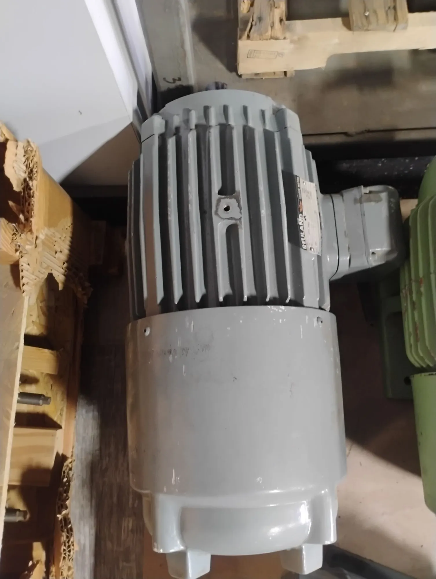 USED REULAND 215T
