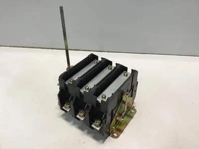 USED ALLEN BRADLEY 194R-NN200P3
