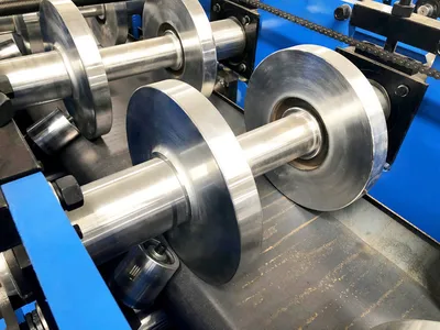Quick Changeable C/Z Purlin Roll Forming Machine in China