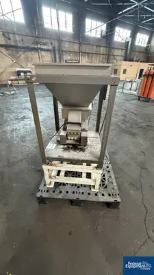 USED Eriez Eriez Vibrating Feeder, Model HS66