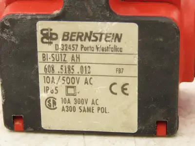 Bernstein BI-SU1Z AH Limit Switch 10A 500V 30mm Arm Plastic Roller Lot of 4