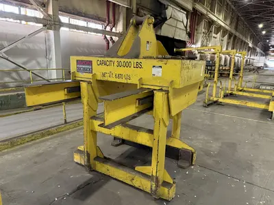 USED AVON E04-11982