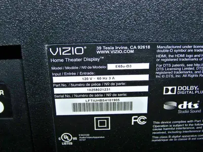 65" VIZIO SMARTCast E-Series E65u-D3 4K Ultra-High Def (UHD) LED Home Theater TV / Display with Scratch On Screen - includes Remote Control and HDMI Cables