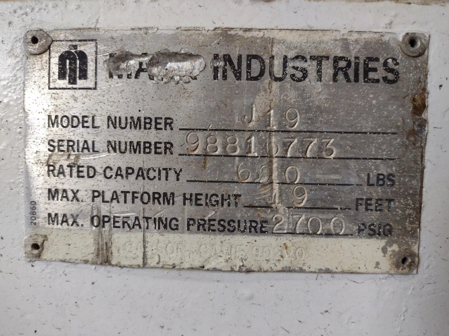 19' MARK INDUSTRIES MODEL #J19 SCISSOR MAN LIFT: STOCK #18153