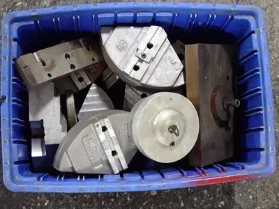 ABBott Misc. Jaws, Hardware