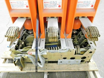 Used GE VB 7.2-500-3 Circuit Breakers Ohio US | Equipment Recovery Corp. #1331092