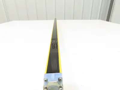 Schmersal SLC440COM-ER-0890-14 Safety Light Curtain Receiver