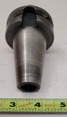 USED COMMAND BT40 END MILL HOLDER