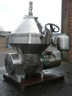 KMA Artern SMBZ/1 self-cleaning milk separator, 316SS.
