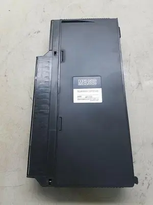 USED MITSUBISHI MELSEC OUTPUT MODULE