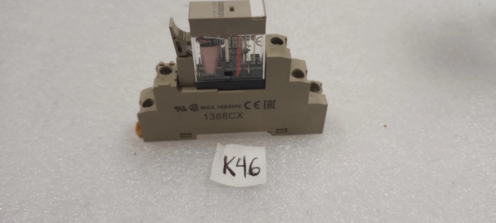 USED Omron OMRON G2R-1-S(S) RELAY  + SOCKET EAC  1388CX