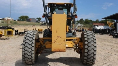 USED 2016 Deere 672GP