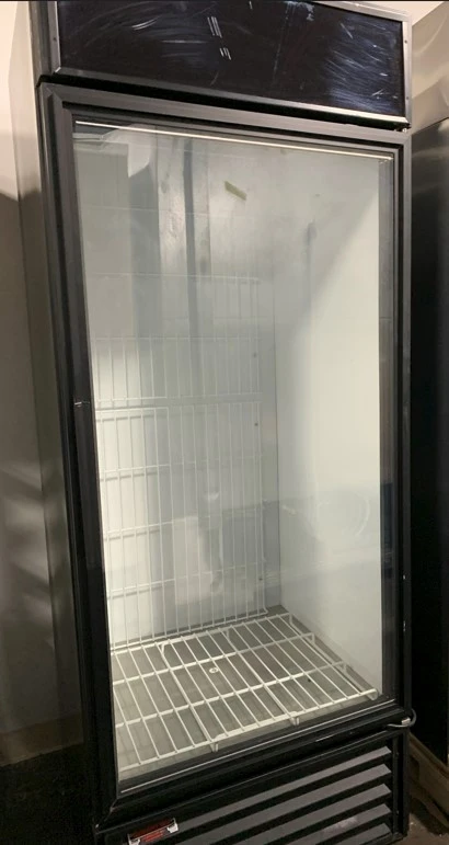 72-0288 True GDIM-26NT Self Contained Indoor Ice Merchandiser Freezer