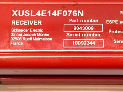 USED TELEMECANIQUE SAFETY LIGHT CURTAIN RECEIVER 8043009