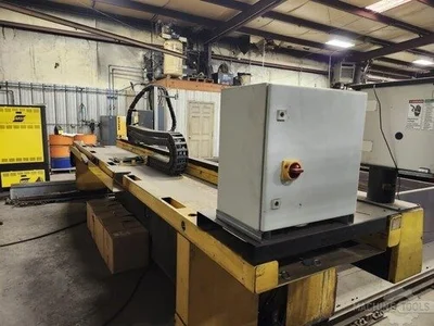 USED ESAB SABRE 3000