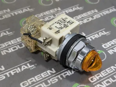 Lot of 3 Square D 9001 KT-1-A9 Amber Push-To-Test Pilot Lights New NIB