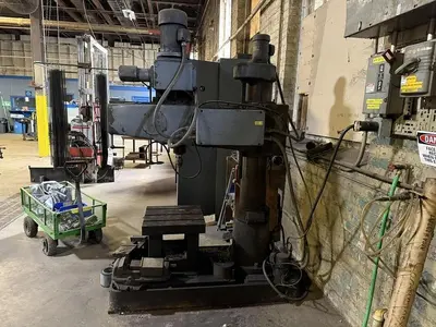 Used _UNKNOWN_ _UNKNOWN_ Radial Drills Pennsylvania US | Global Equipment International, LLC #1429672