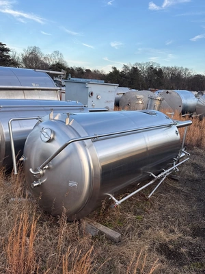 2019 _UNKNOWN_ 900 GALLON Stainless Steel Tanks | Perry Equipment (1)