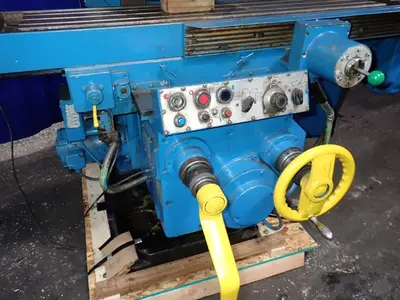 USED 1970 HITACHI NO. 2 / 2MA