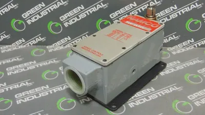 Namco EA700-56700 Snap-Lock Rotary Limit Switch No Hardware Included Used
