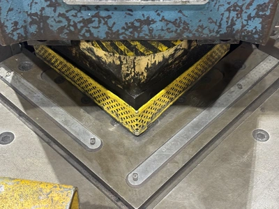 AMADA CSH-220 Notching Machines | Bowland Trading Ltd (9)