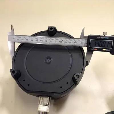 NEW SWAGELOK GAUGE925