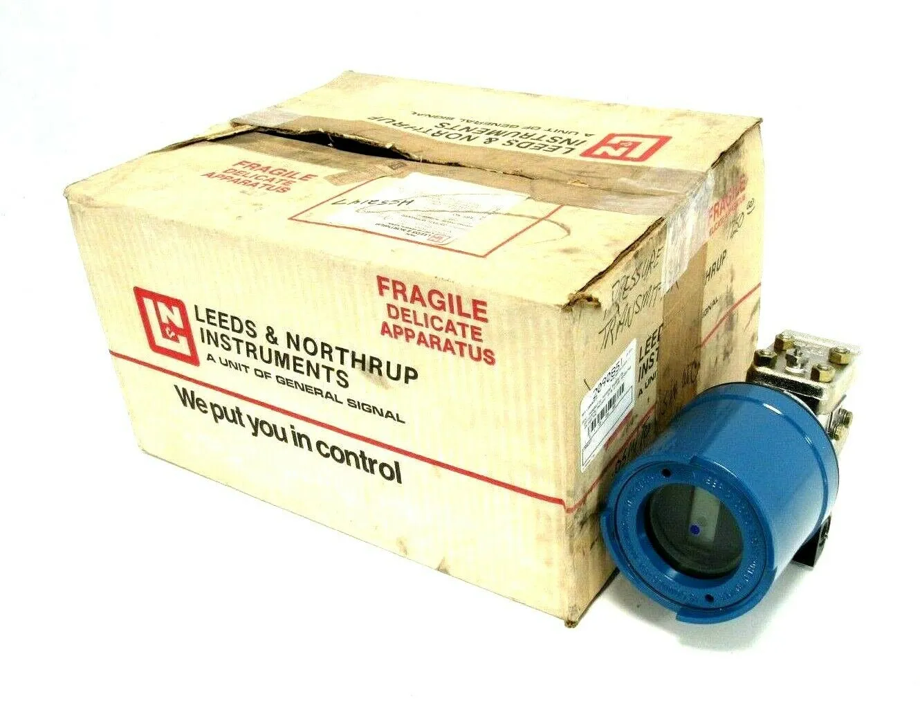 NEW LEEDS & NORTHRUP 2610-100-11-2-01-208-809-802 PRESSURE TRANSMITTER